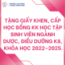 Tặng Giấy khen, cấp học bổng khuyến khích học tập cho sinh viên ngành Dược, Điều dưỡng khóa 8, khóa học 2022–2025.